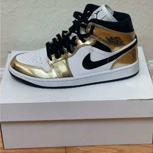 Nike Air Jordan 1 Mid Gold & Black Shoes. Men Size: 8, Women Size: 10. New.